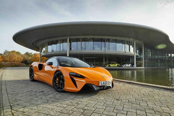 McLaren Artura Review: Is A Hybrid Powertrain The Best Solution?