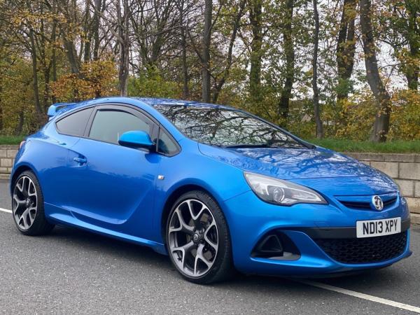 £8k Buys You A Fast, Handsome And Capable Vauxhall Astra GTC VXR
